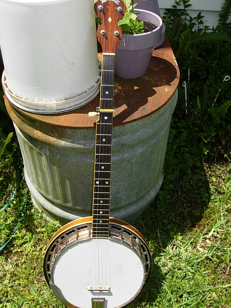 Baldwin banjo shop