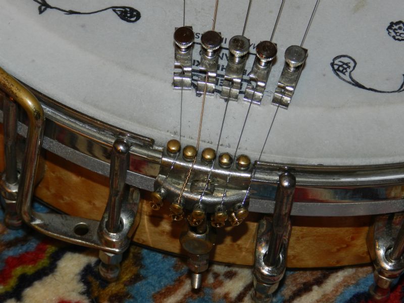 Ball end clearance banjo strings