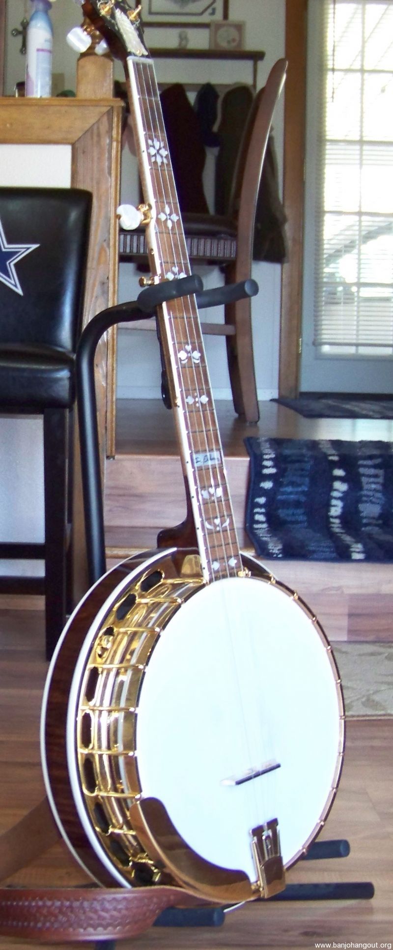 Osborne Chief ( near mint ) Used Banjo For Sale at