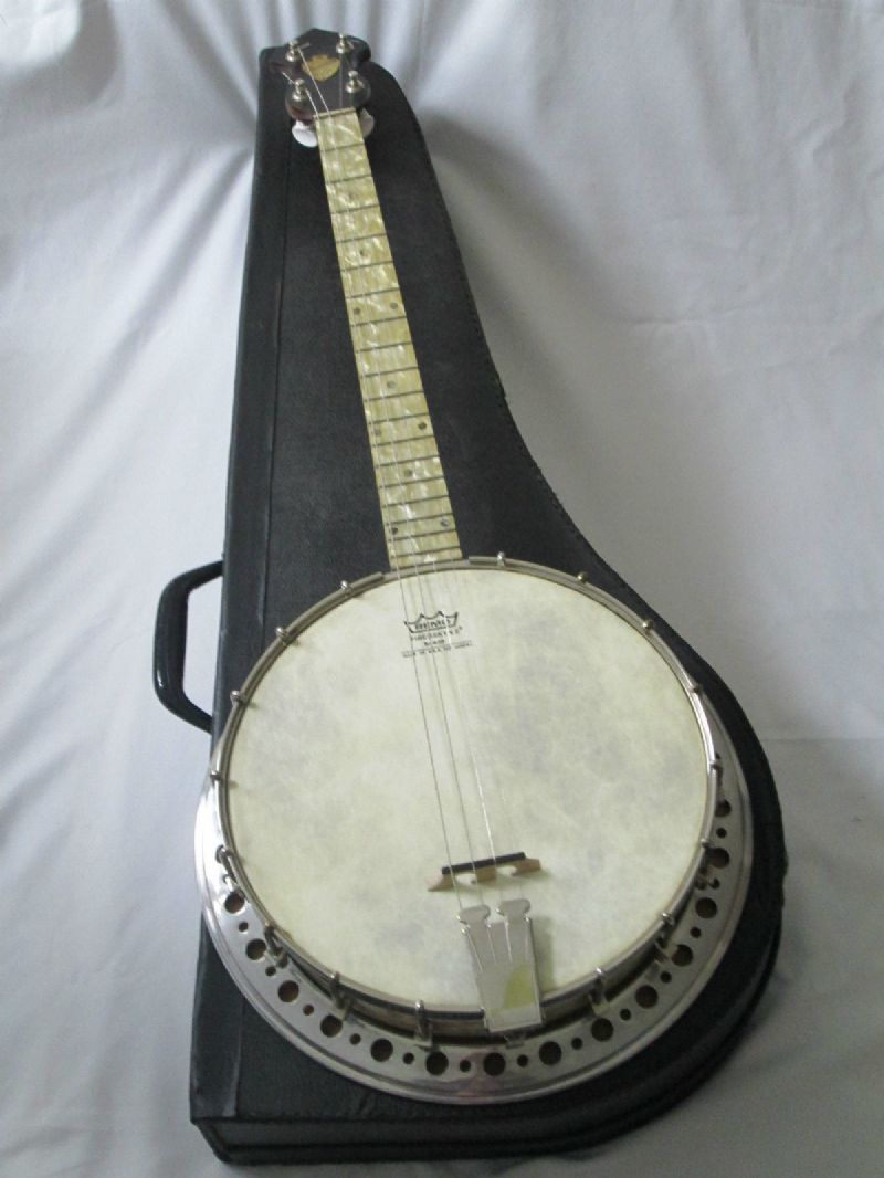 Broadcaster Banjo made in London by J&AM? Discussion Forums Banjo