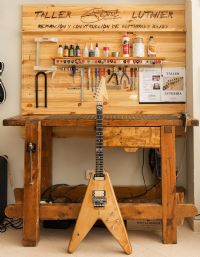 View Truje Luthier's Homepage