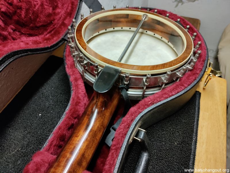 Wildwood Minstrel long neck banjo Used Banjo For Sale at