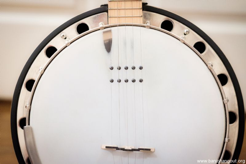 Deering Goodtime Special Resonator Bluegrass Banjo with Kavanjo