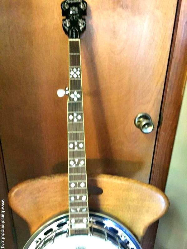 Epiphone outlet masterbuilt banjo