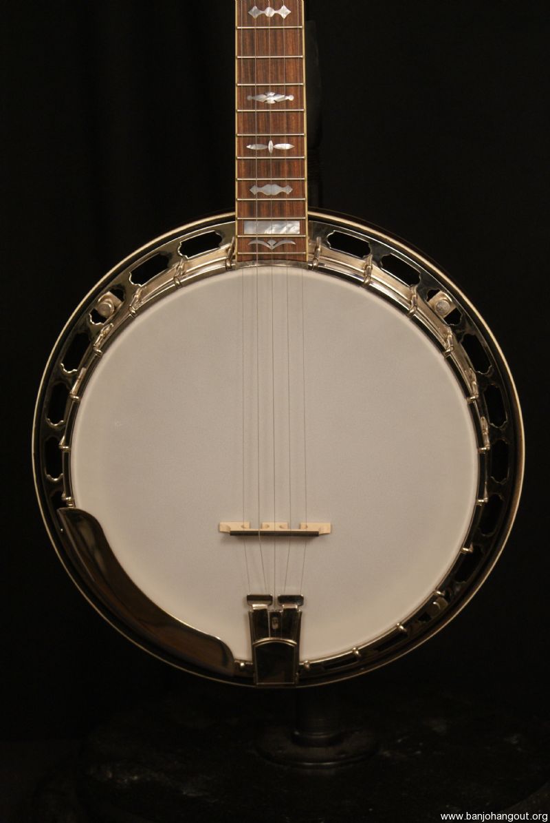 NEW Gold Star JD Crowe 5 string Banjo with Hardshell Case.. Used