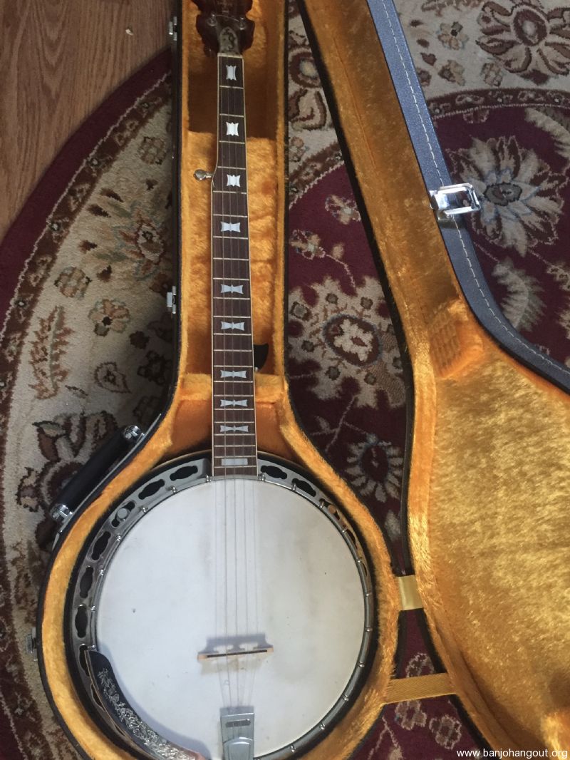 3 banjos Used Banjo For Sale at