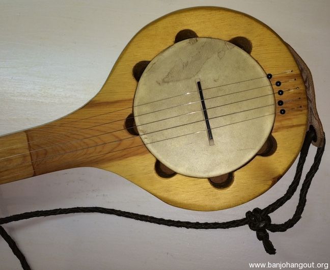 Price Reduced! For Sale Plank Banjo and accessories Used Banjo For