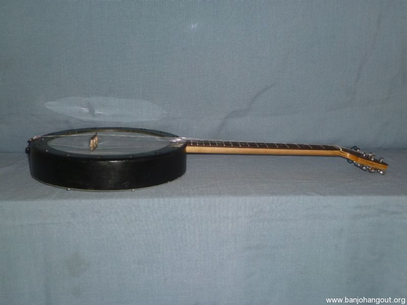 New Capoble 5String Banjo. Righty or Lefty Used Banjo For Sale at