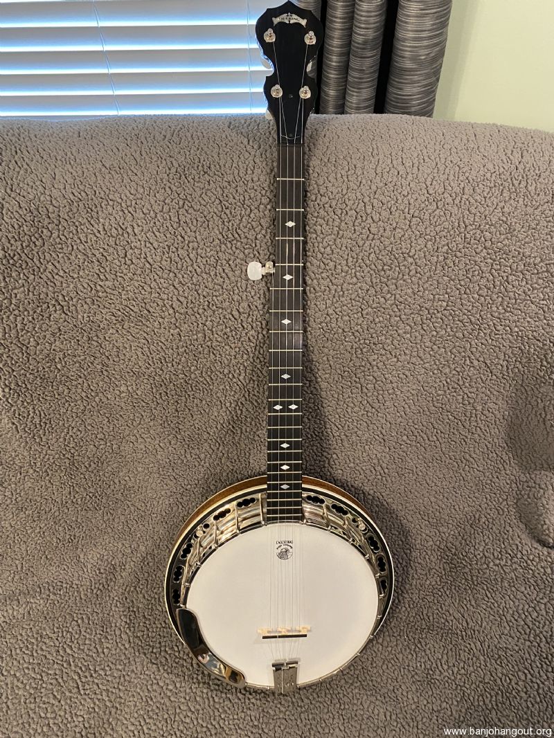 Deering Deluxe Used Banjo For Sale from Banjo Vault