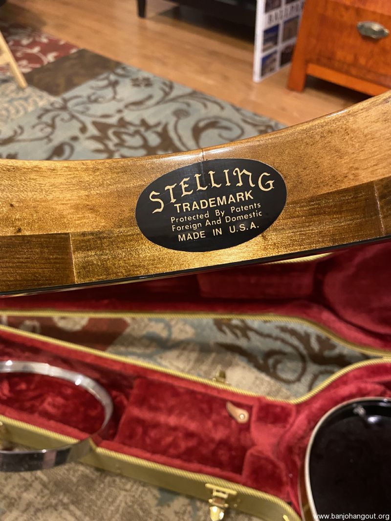 Stelling Bellflower in Walnut Used Banjo For Sale at