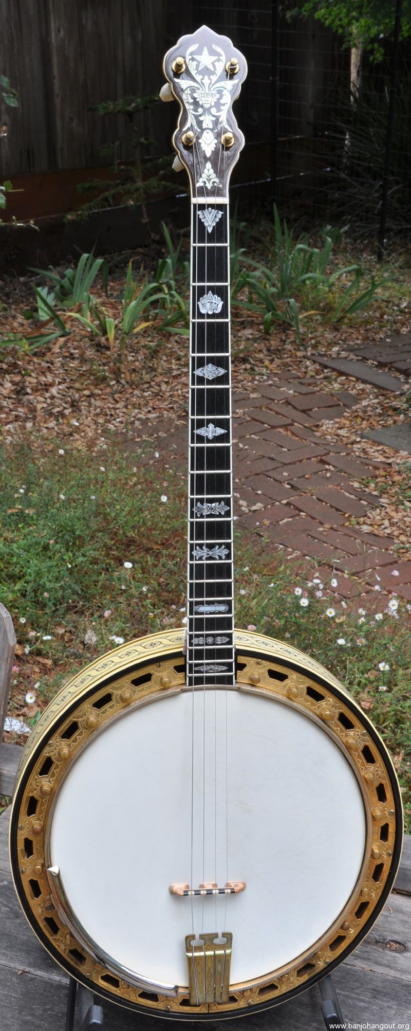 ca. 1931 Vega Vegavox IV Deluxe Tenor Banjo EXC ++ Renee Karnes
