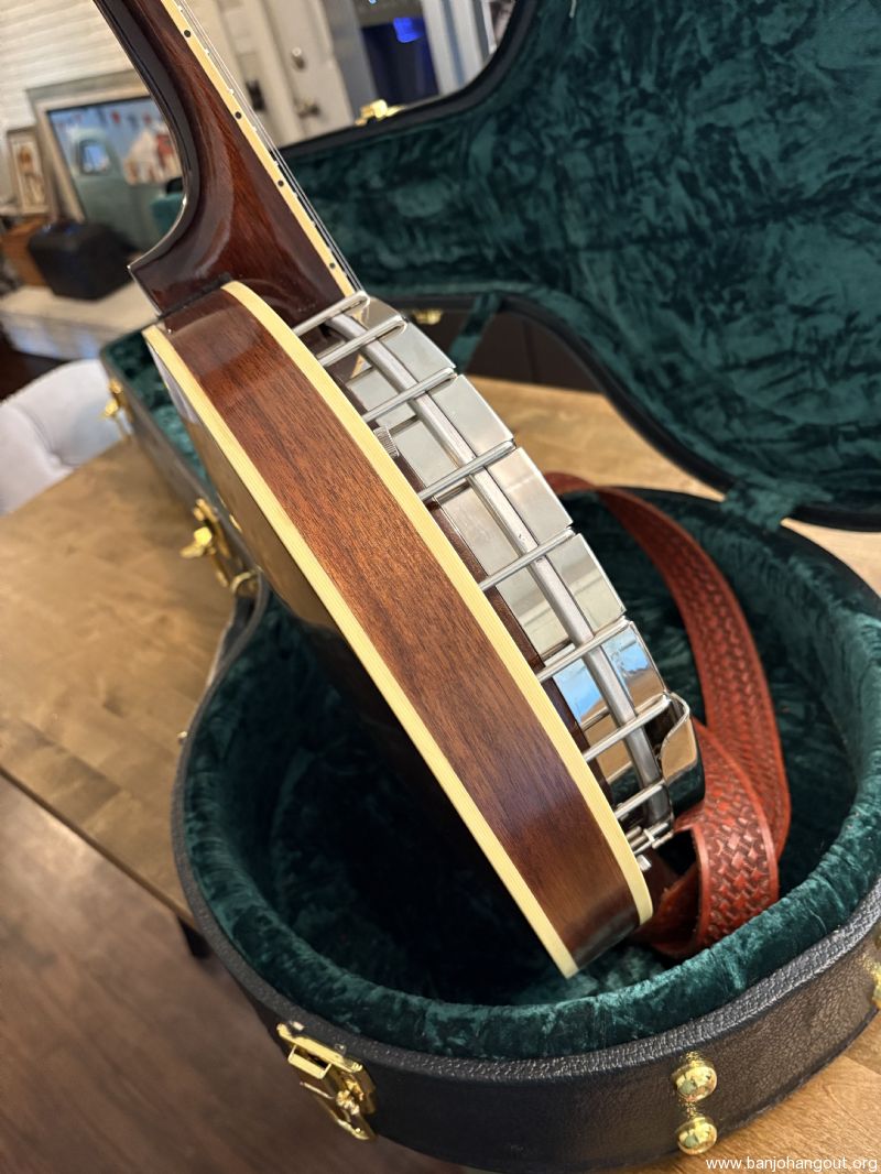 Neck Less Rim Clancy Mullins banjo with Ceres tone ring - Banjo Hangout