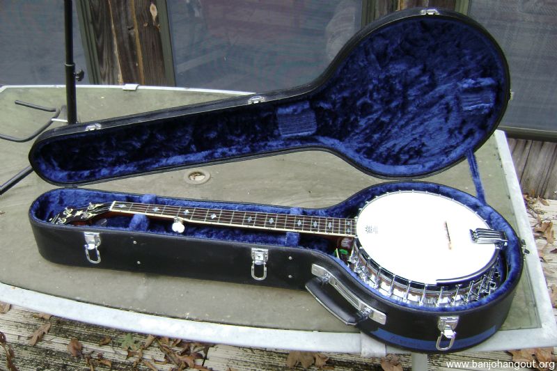 **SALE PENDING**ALVAREZ SILVER PRINCESS 5 STRING RESONATOR BANJO WITH