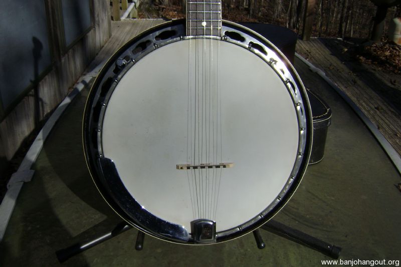 **SALE PENDING**EPIPHONE 5 STRING RESONATOR BANJO WITH CHIPBOARD CASE