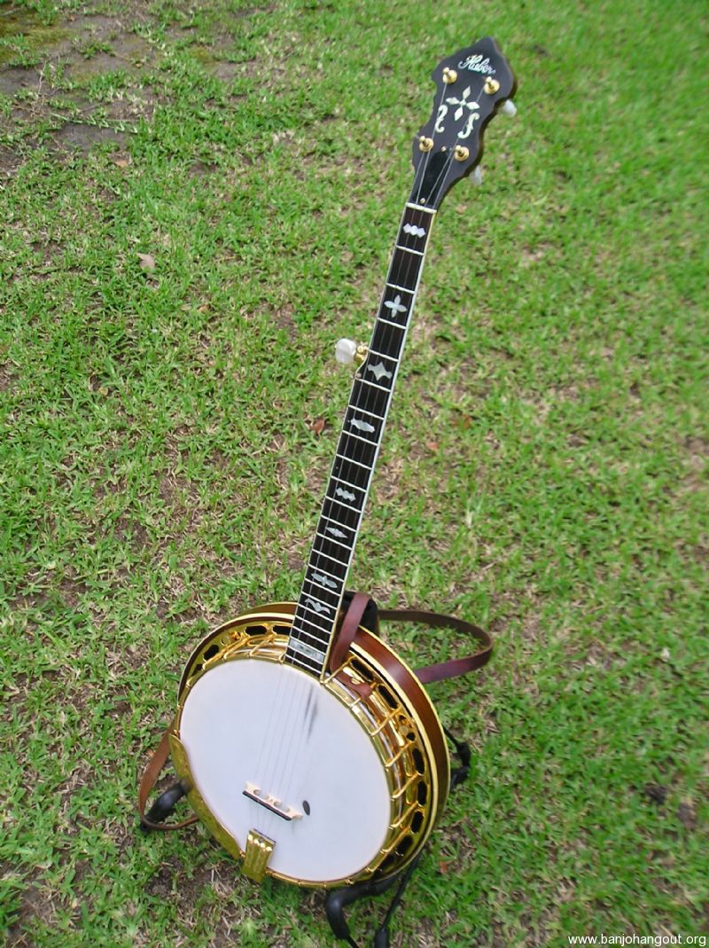 2007 Huber Jim Mills Model Gold Plated Mahogany Used Banjo For
