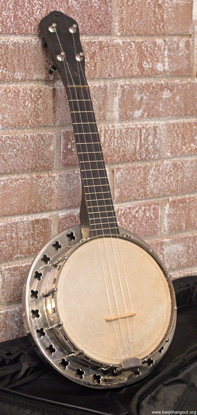 BanjoUke MAXITONE/UKING Used Banjo For Sale at