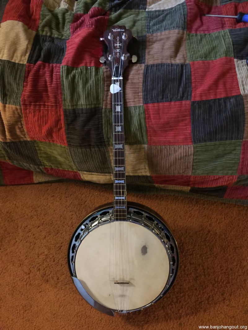 Tenor Banjo, 19 frets, good sound, great action. Used Banjo For Sale at
