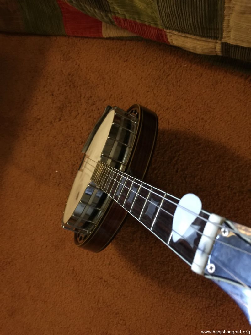 Tenor Banjo, 19 frets, good sound, great action. Used Banjo For Sale at