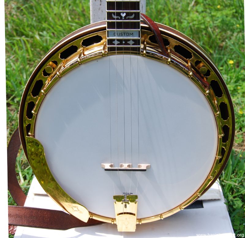 HUBER Custom Walnut Truetone Banjo Used Banjo For Sale at