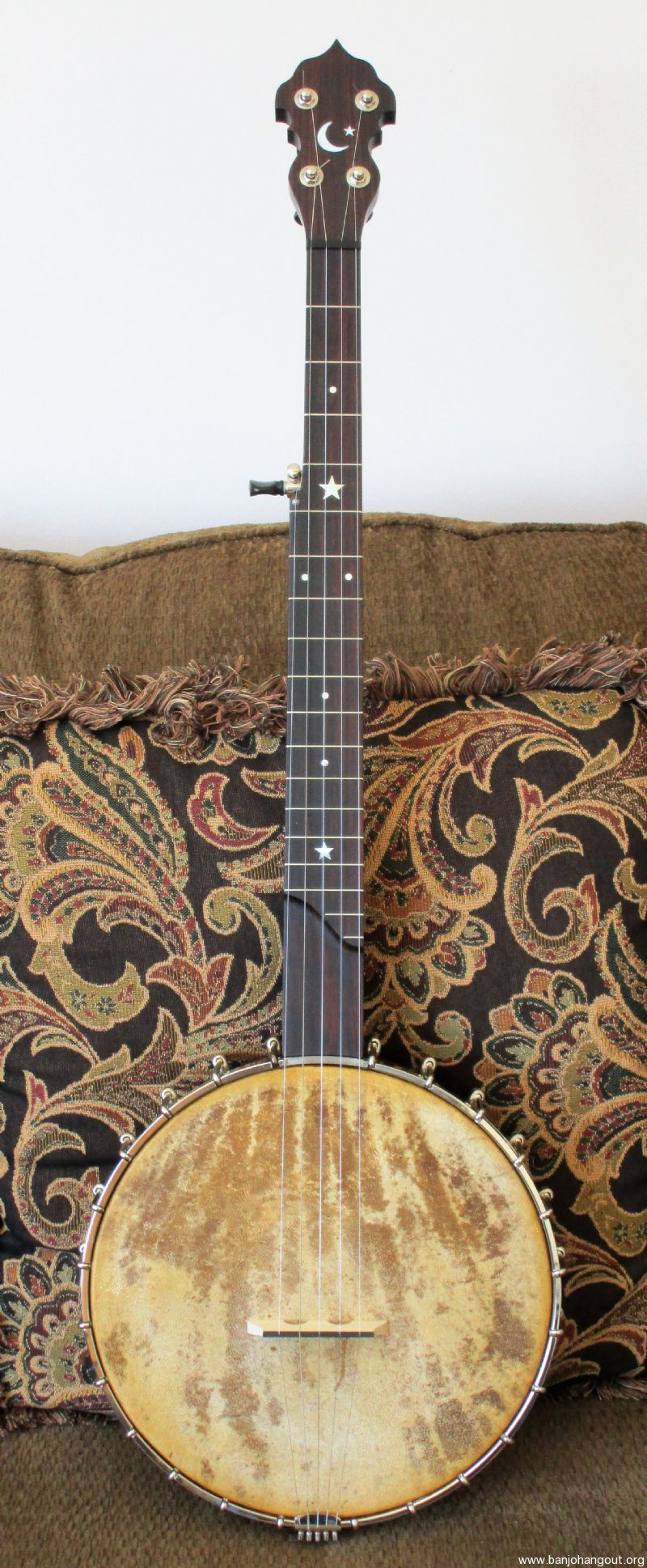 SOLD Birdseye Maple Clawhammer Style Banjo. Canadian shipping only
