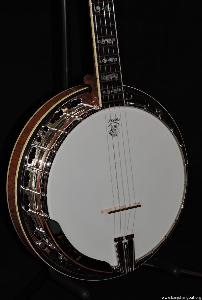 DEERING CALICO 5 STRING BANJO WITH DEERING 06 TONE RING & HARDSHELL