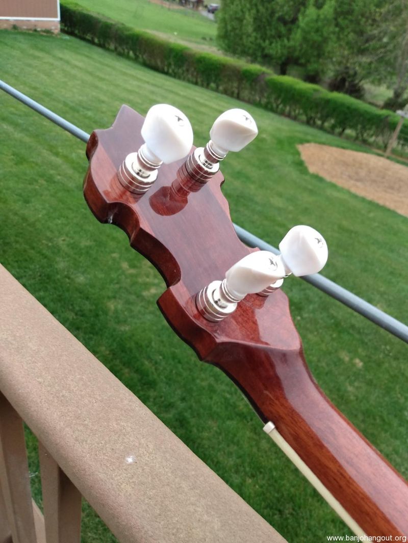 Gibson Copy Banjo Hangout gibson-copy-banjo-hangout