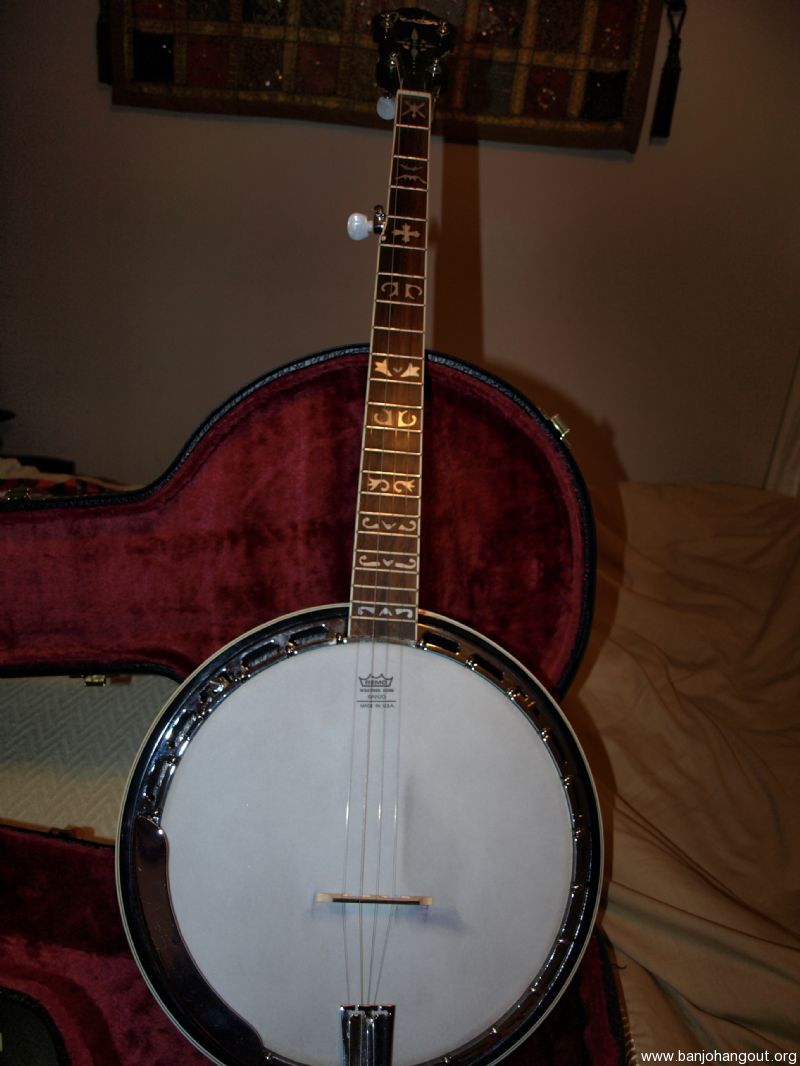 Fender FB 55 Banjo With Deluxe Case Used Banjo For Sale at