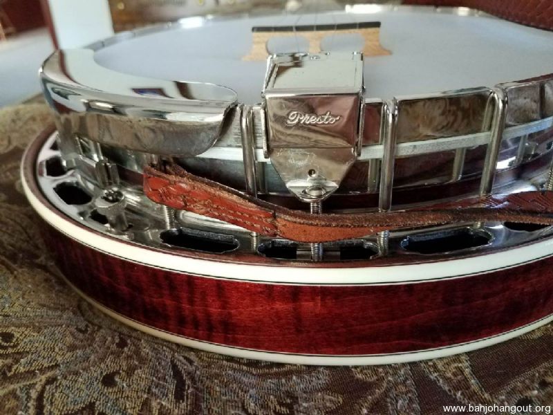 Huber Berkshire Used Banjo For Sale at