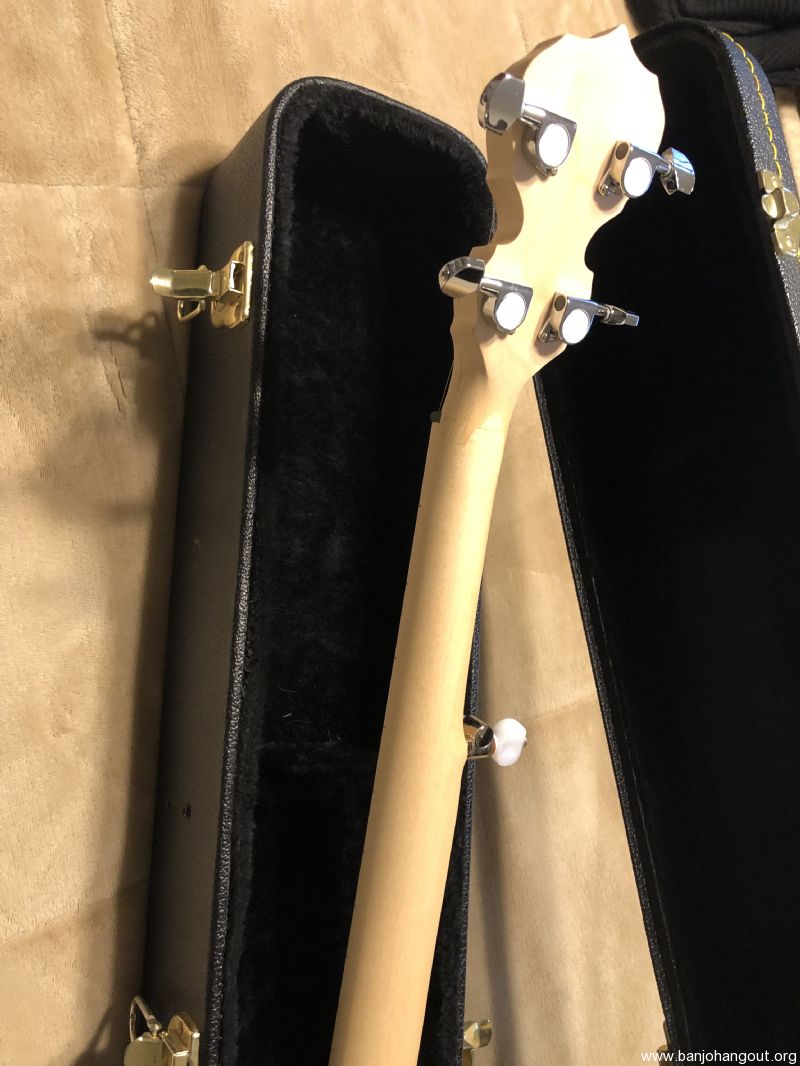 Deering Goodtime Banjo w Hardshell Case Used Banjo For Sale at