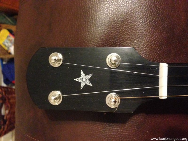 Enoch Dobson Banjo for sale. Practically brand new. 11 Inch / calf skin