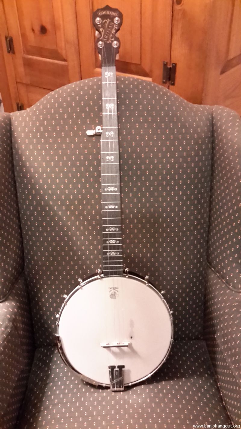 Deering Artisan Goodtime Openback 5string banjo with hardshell case