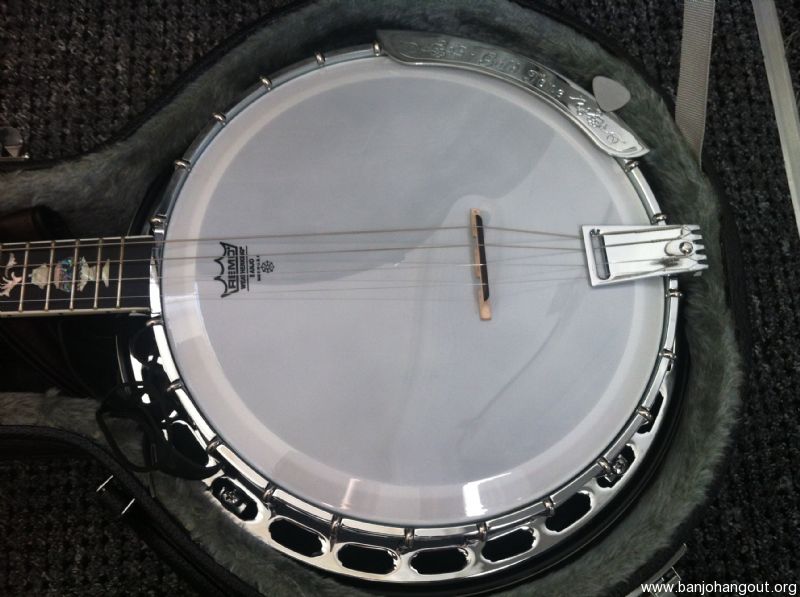 Gold Tone TS250AT 19 Fret Irish Tenor Banjo. Setup Left Hand Used