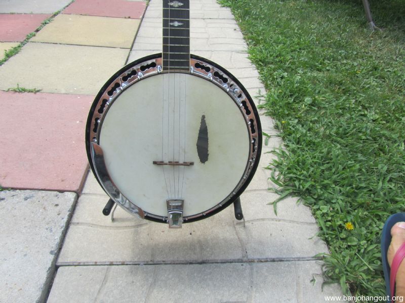 SOLD Saga Bluegrass banjo for sale SOLD !!! Banjo Hangout