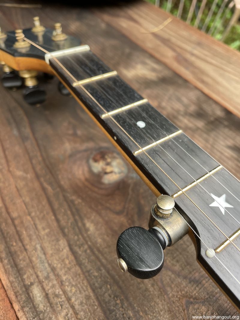 Rickard 11” Maple Ridge open back banjo. Dobson ring. Antiqued brass