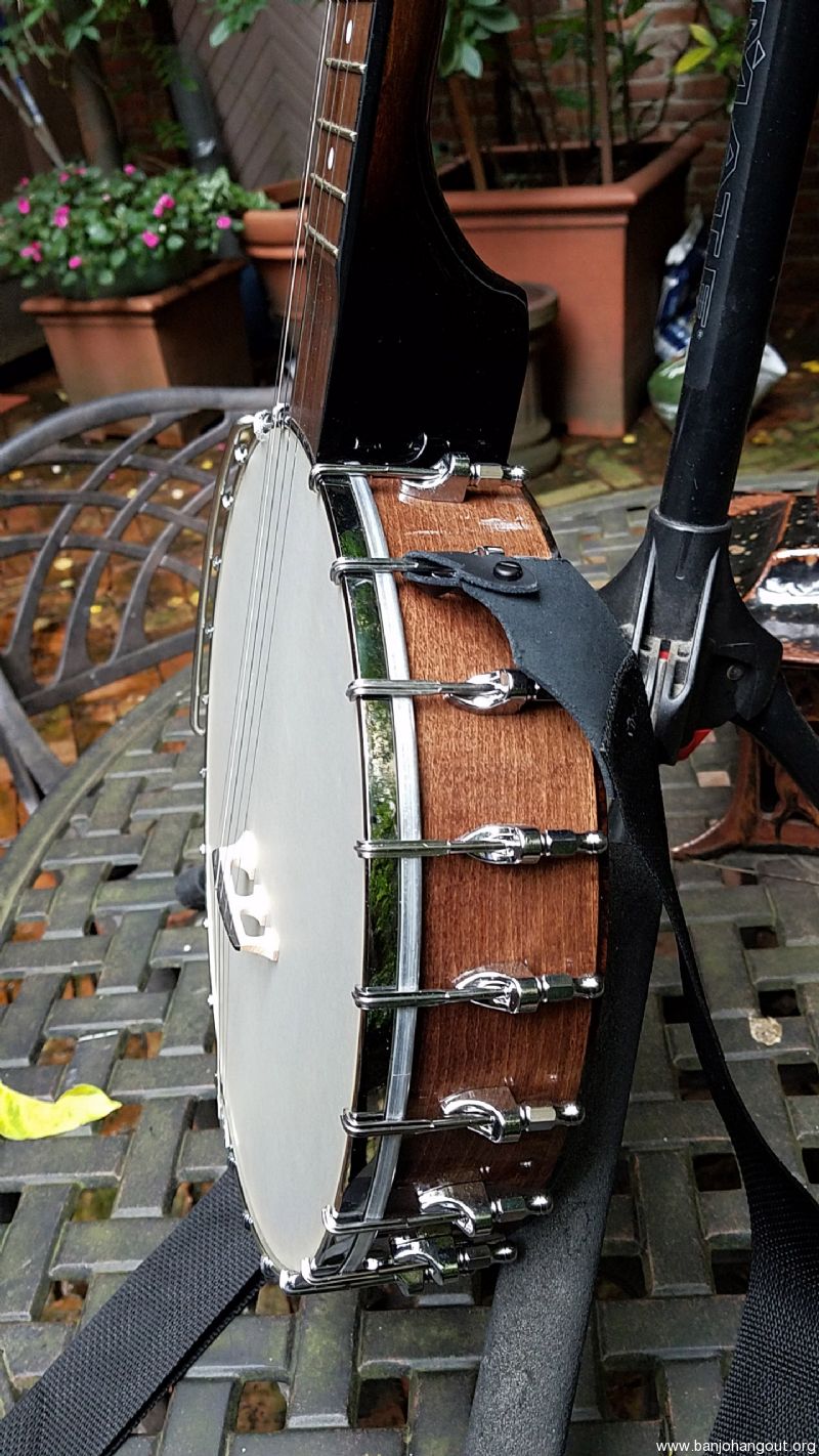 Gold Tone BC 120 Excellent with Gotoh Tuners and hard case Used Banjo