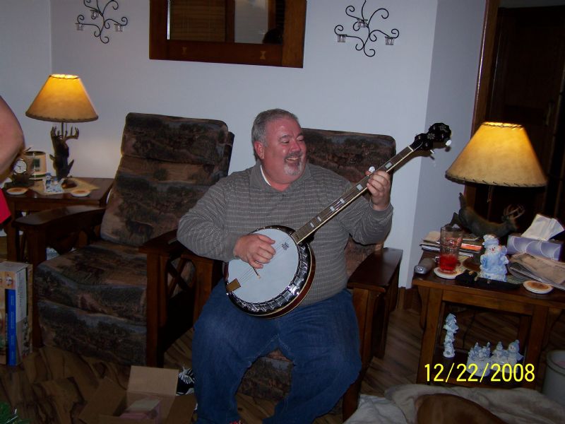 My Rogue B30 at Christmas dgill s Photos Banjo Hangout