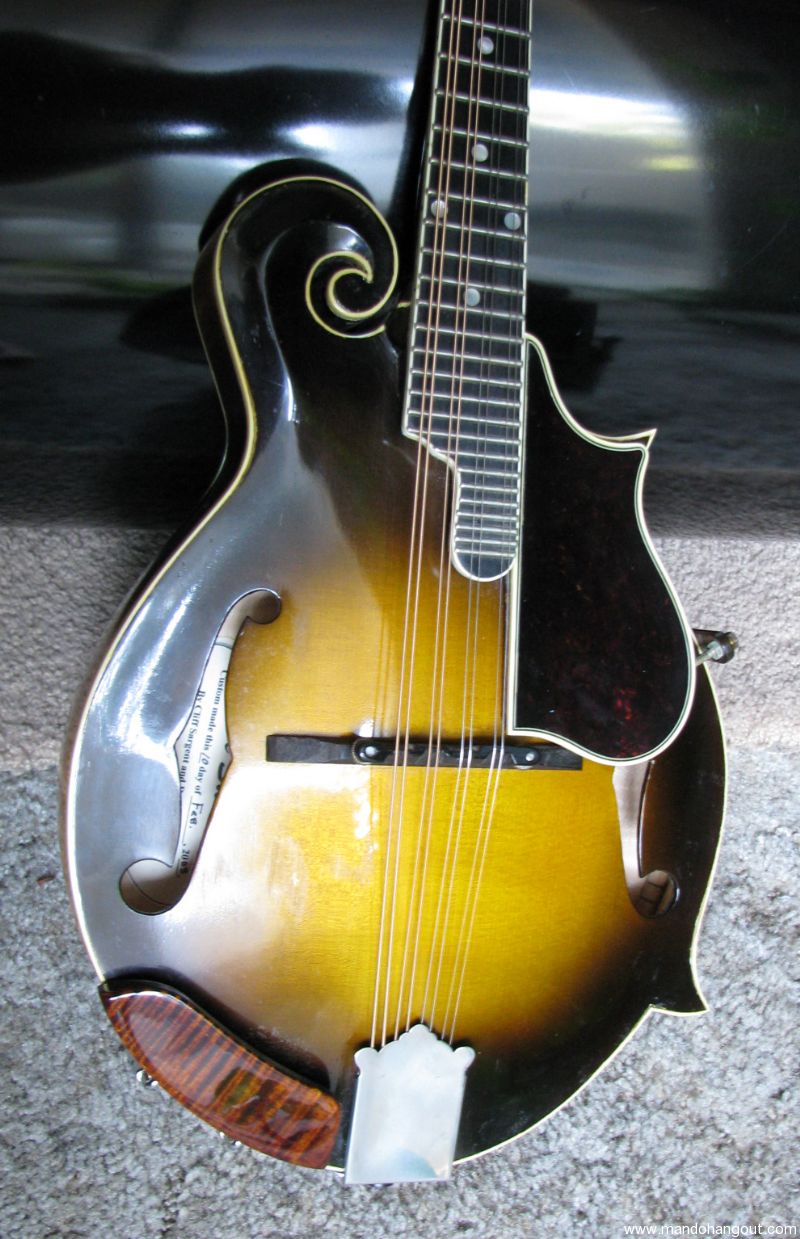 Sierra (Cliff Sargent/Dan Bernstein) F5 mandolin... Mando Hangout